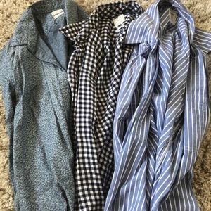 Gap 3-set button down shirts. 100% cotton.